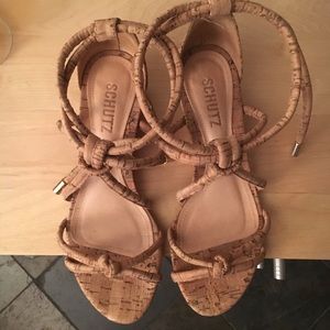 Great condition only dirty from the bottom!!!